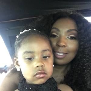 Meet your Posher, Charmaine